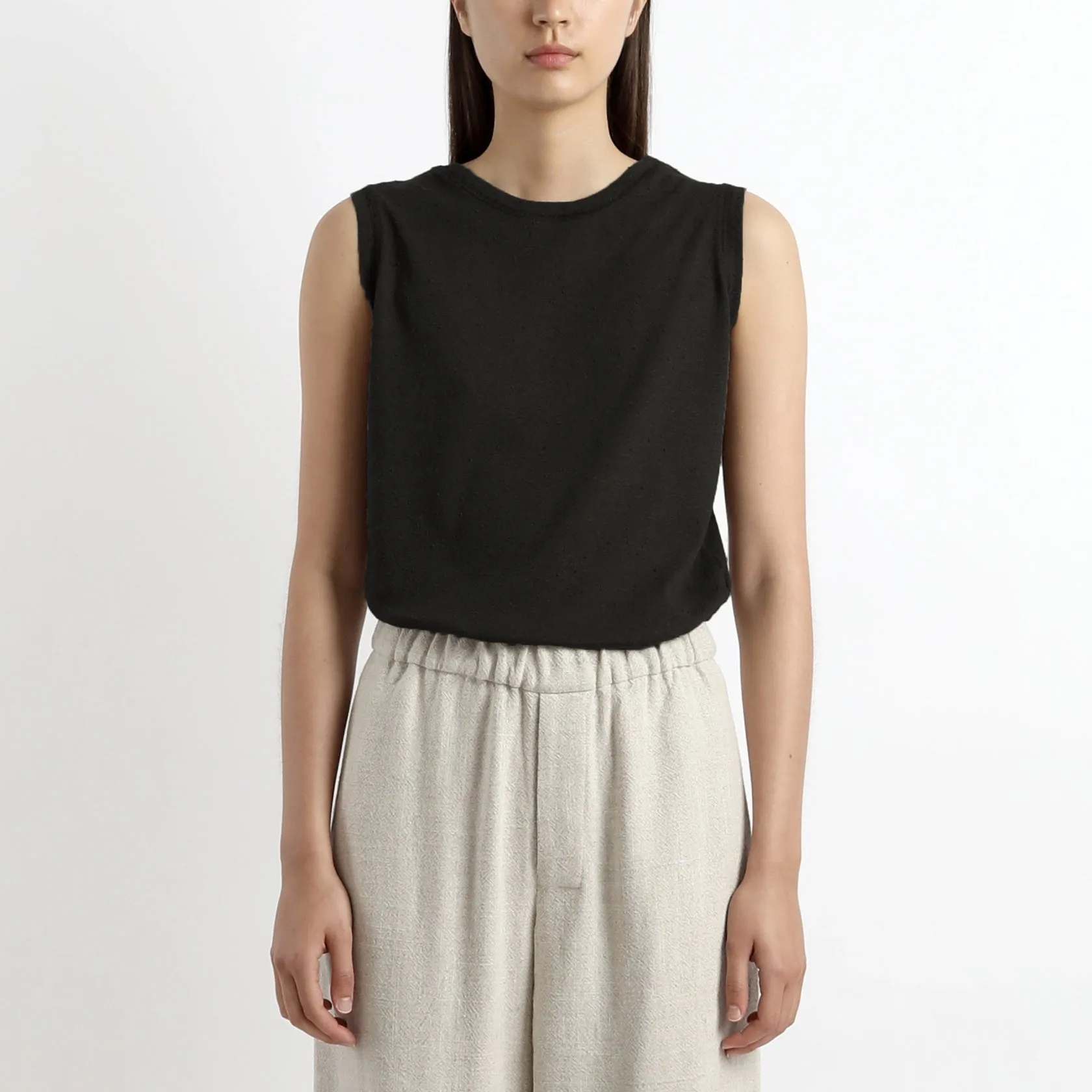 7115 by Szeki Signature Textured Linen Tank Black