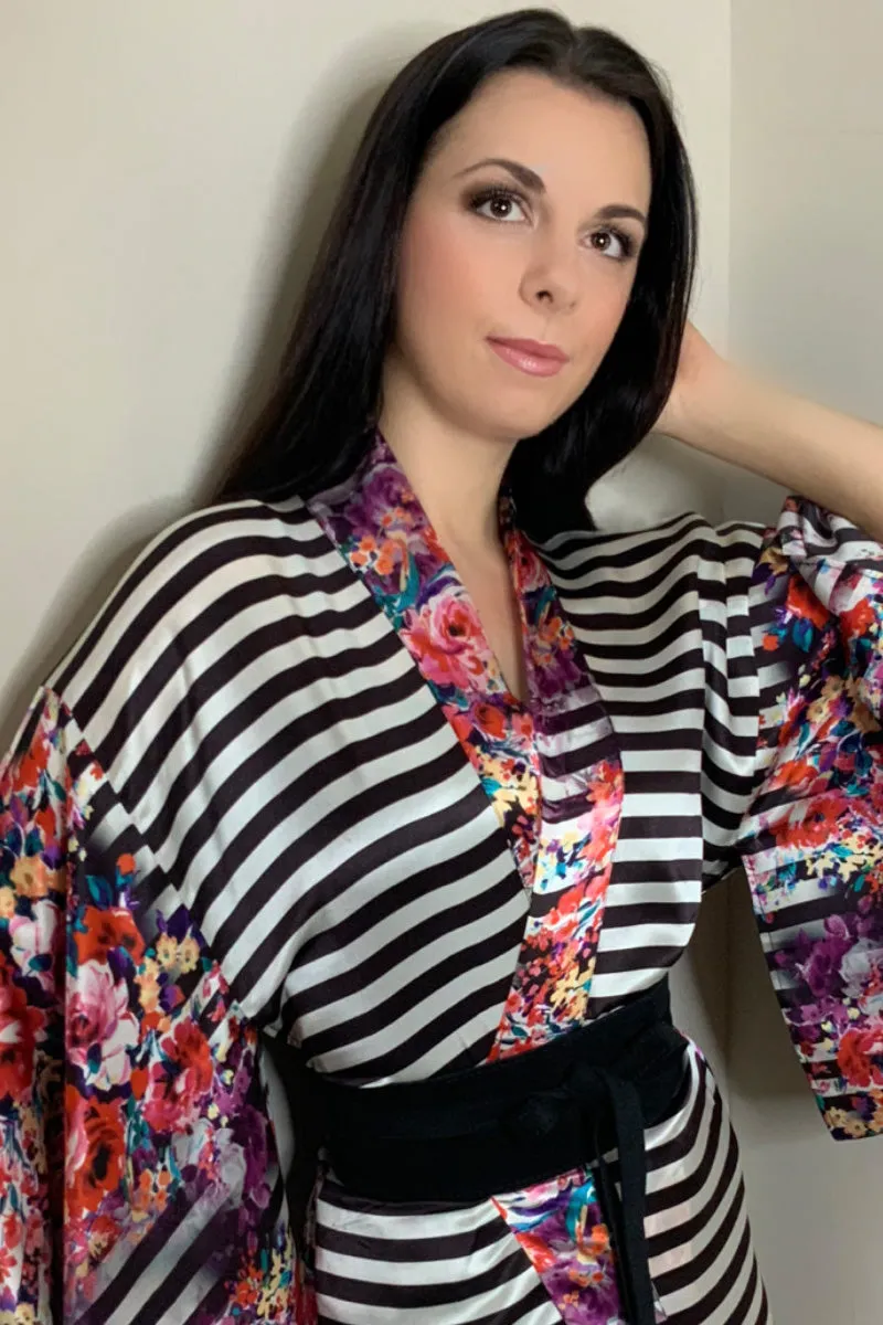 Black and White Summer Flowers Long Jacket Kimono