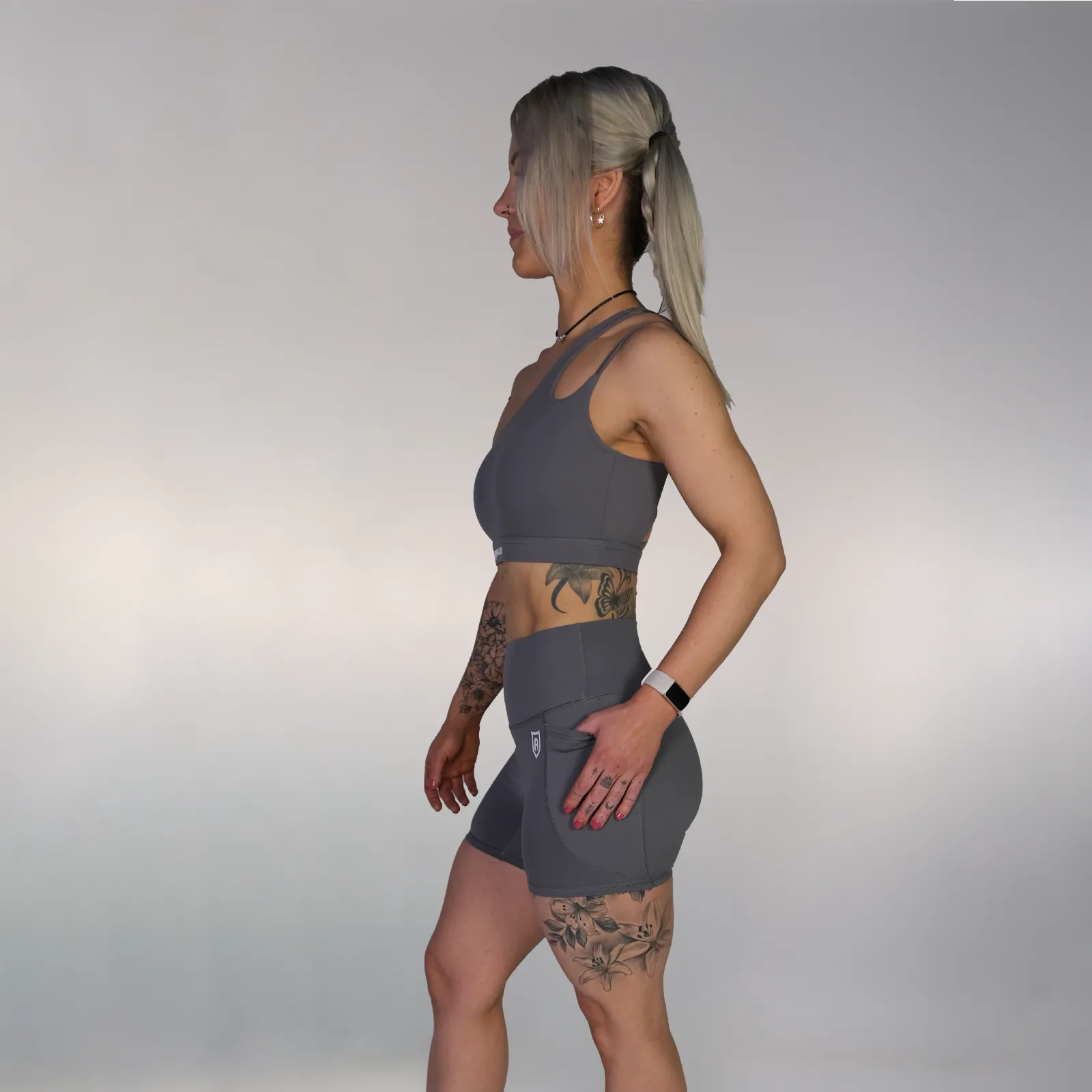 Core Shorts - Grey
