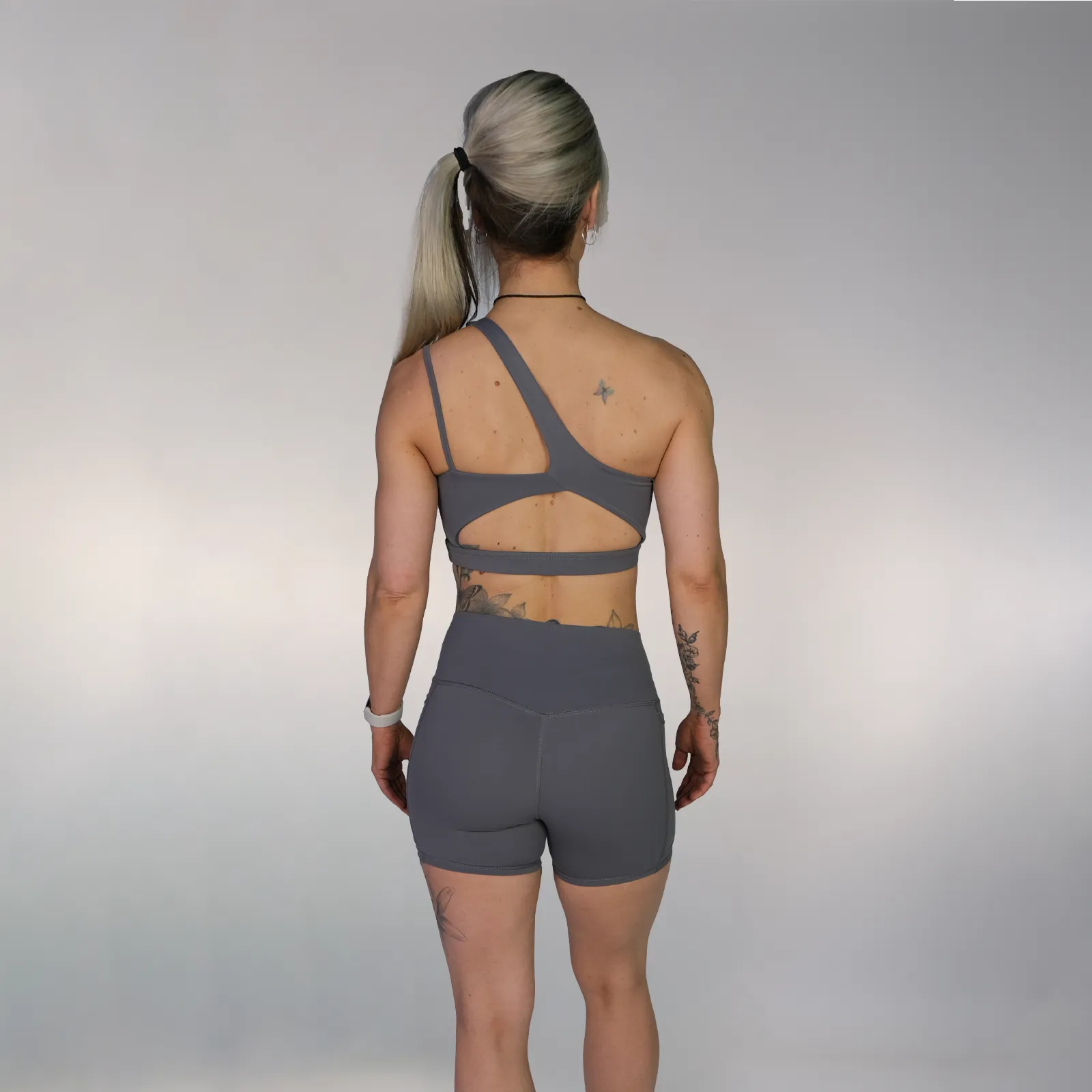 Core Shorts - Grey