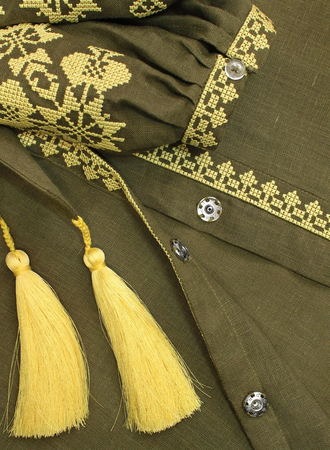 Embroidered olive Kaftan in Bohemian style