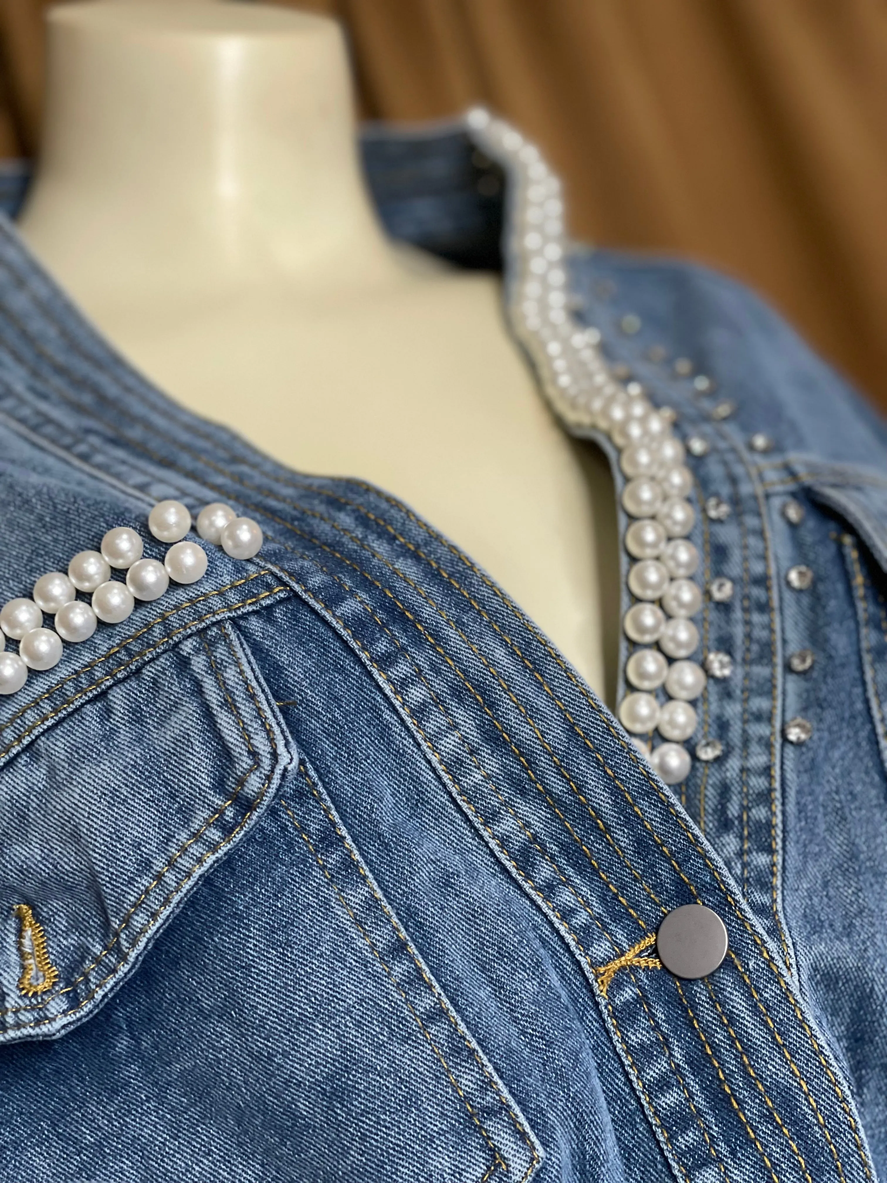 “RUMINA” DENIM JACKET