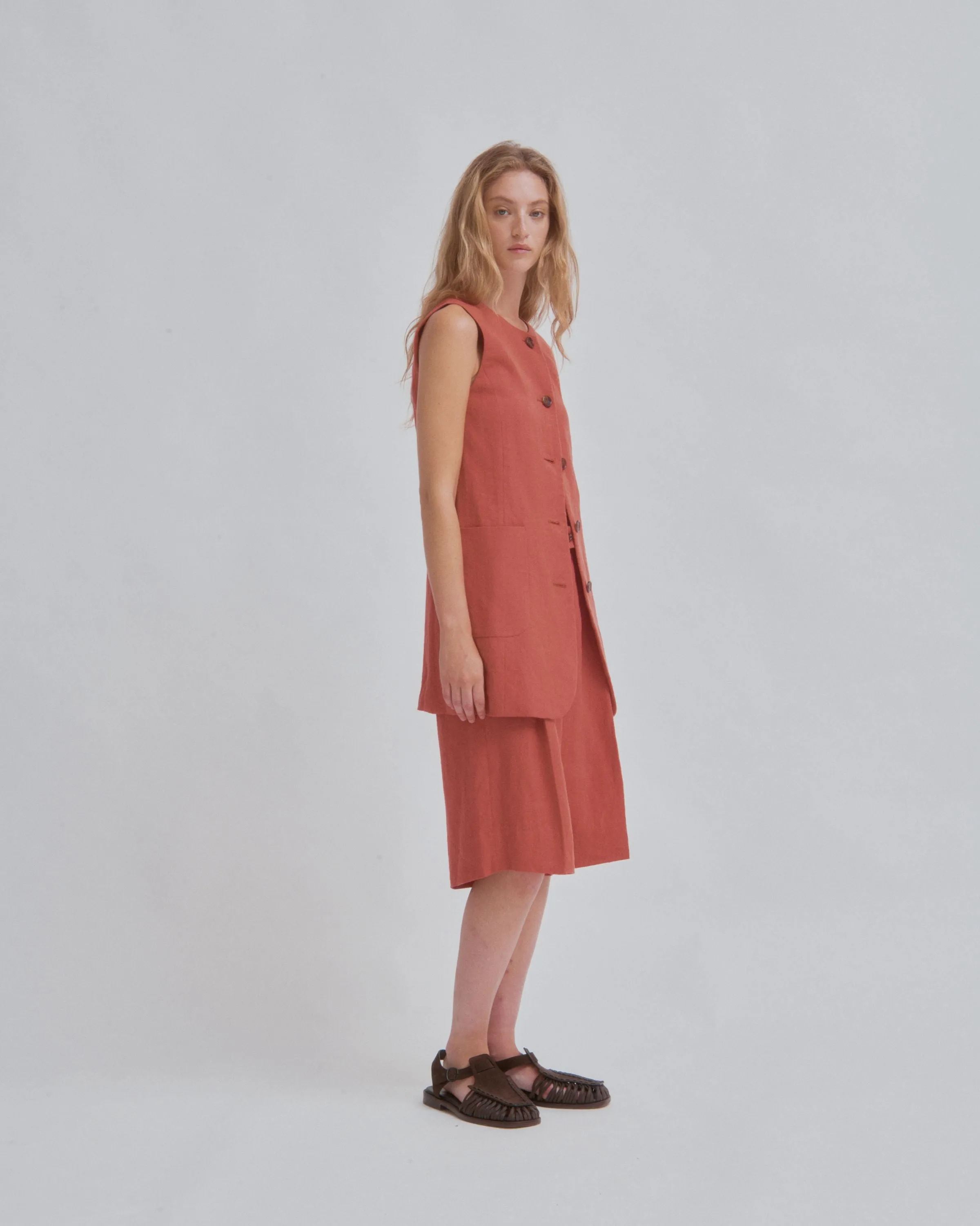 Shorts in Clay