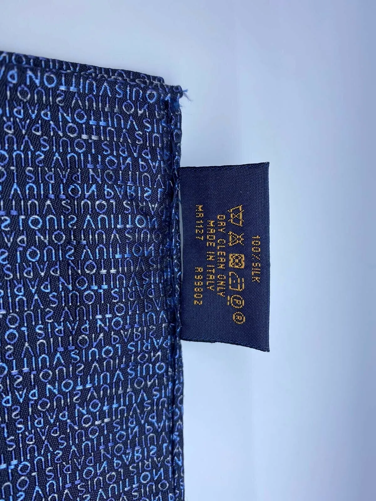Uniformes 100 % Silk Pocket Square