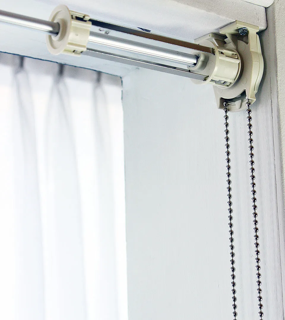 White Linen with Black Border Flat Roman Shade