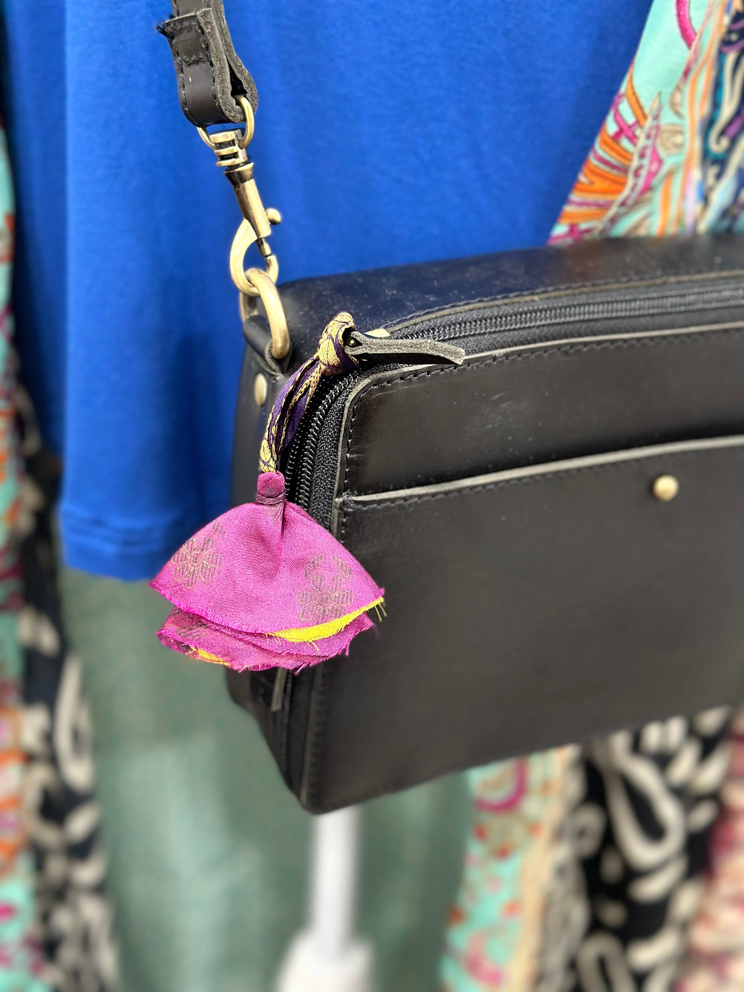 Zipper Pull {upcycled silk sari}